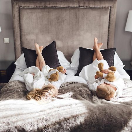St. Petersbourg Hotel - Small Luxury Hotels Of The World Tallinn Eksteriør billede