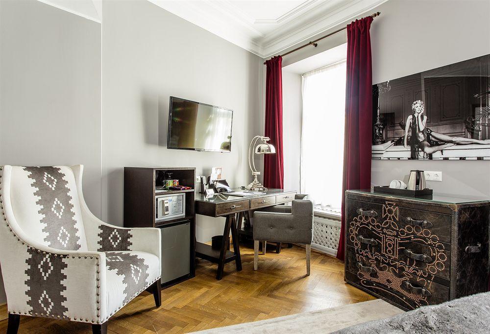 St. Petersbourg Hotel - Small Luxury Hotels Of The World Tallinn Eksteriør billede