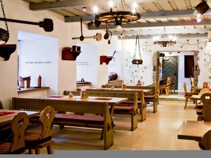 St. Petersbourg Hotel - Small Luxury Hotels Of The World Tallinn Eksteriør billede